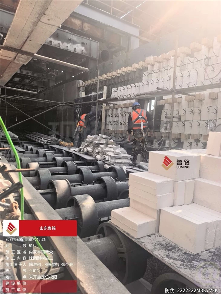 Zirconia Corundum Skid Rail Brick For Steel Reheating Furnaces factory