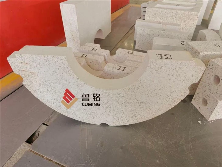 Zirconia Corundum Skid Rail Brick For Steel Reheating Furnaces factory